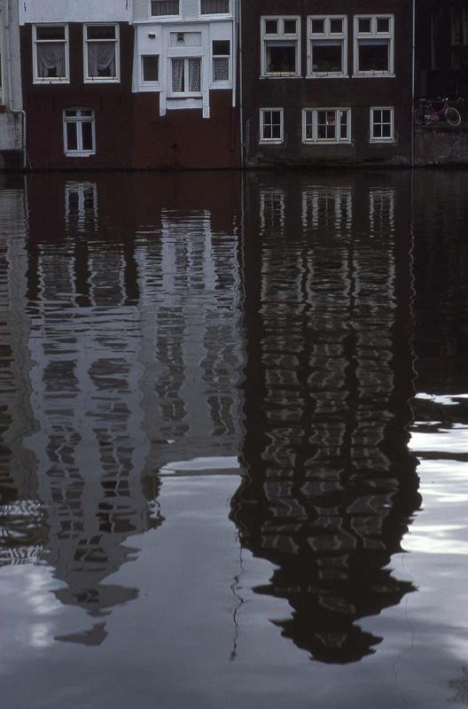 RWT 0224 250-17 Netherlands Amsterdam.jpg